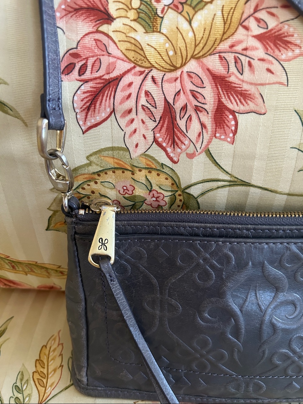 HOBO International Cadence Leather Crossbody/Wristlet - Picture 8 of 10